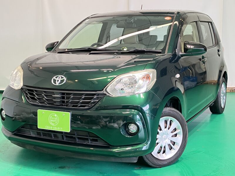 トヨタ　パッソ　X