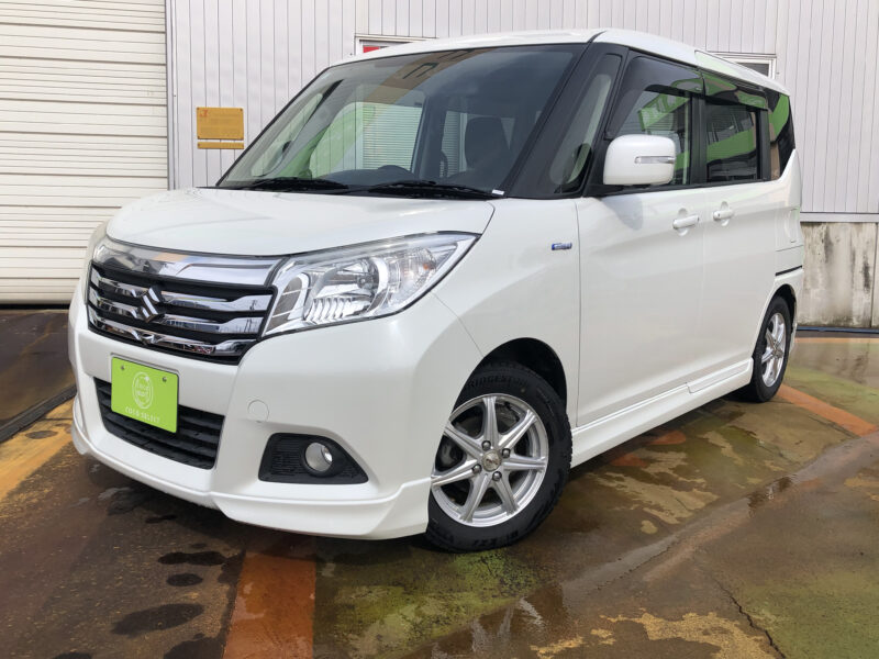 スズキ　ソリオ　HYBRID MX 4WD
