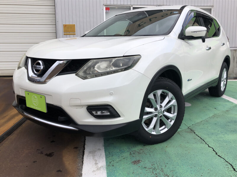 ニッサン　エクストレイル　20S HYBRIDエマージェンシーブレーキP