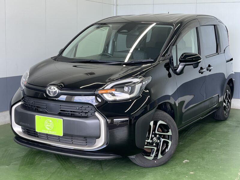 トヨタ　シエンタ　HYBRID Z 5人